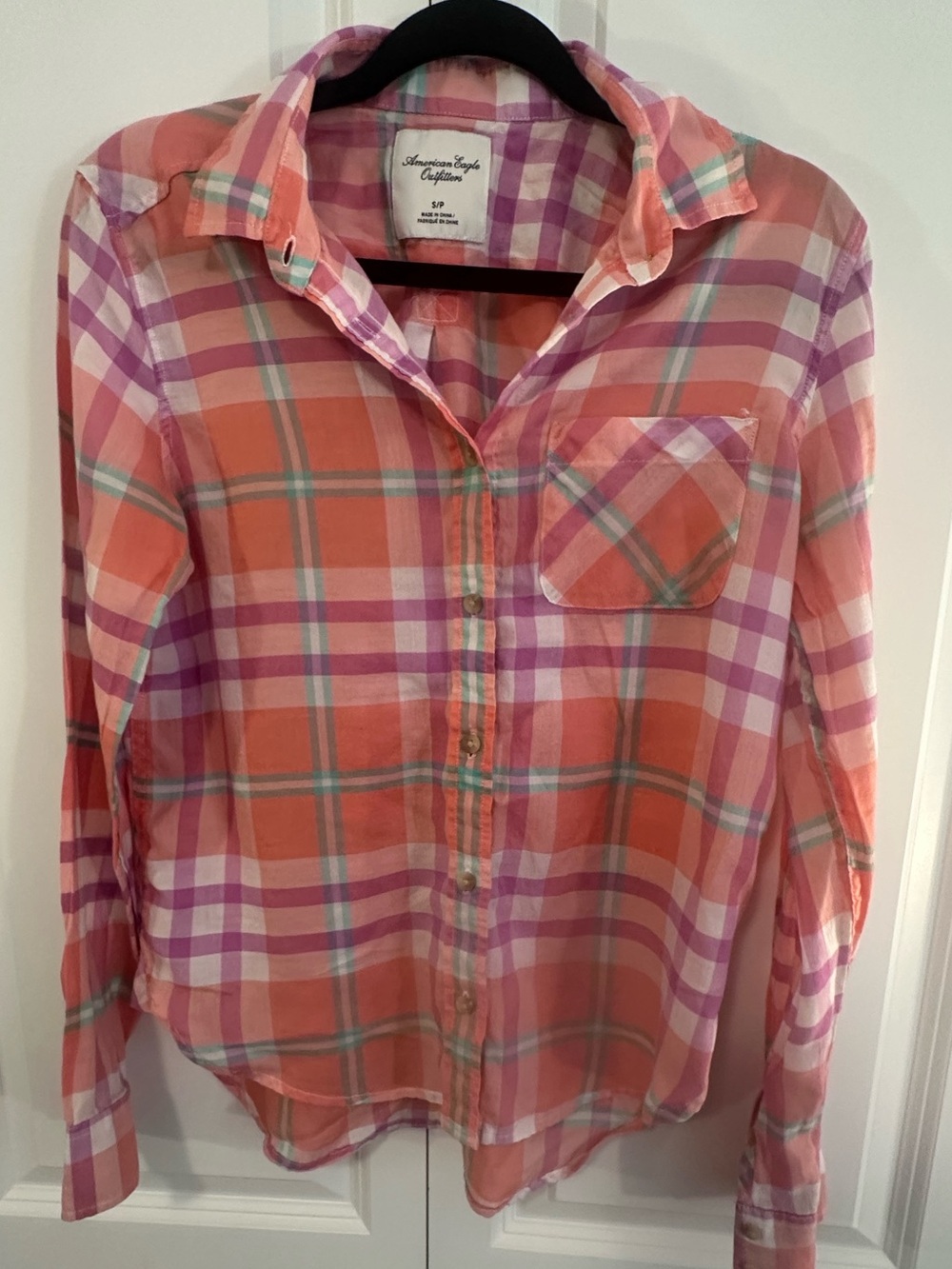 American Eagle Pink Coral Plaid Button Down Shirt Small | Lightweight Cotton
